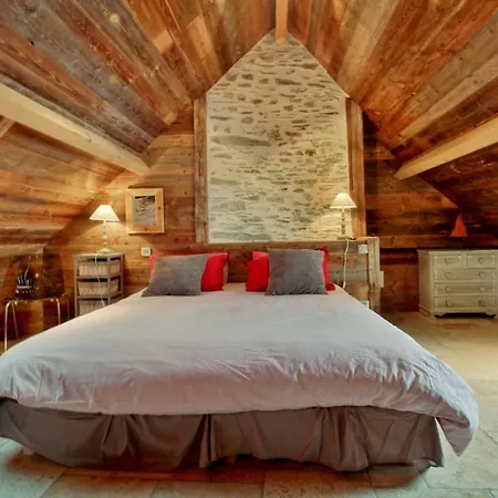 L'isard Blanc Holiday home